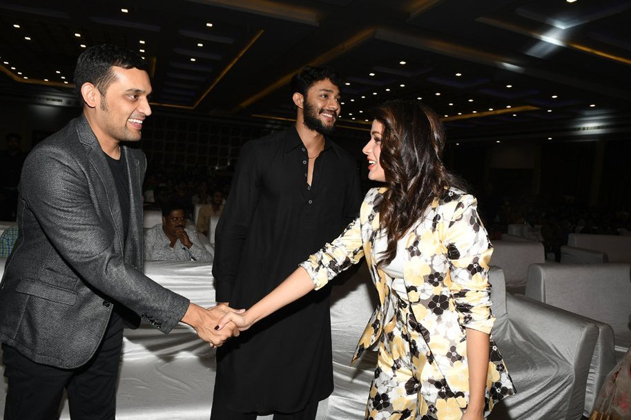 Mister-Movie-Pre-Release-Function